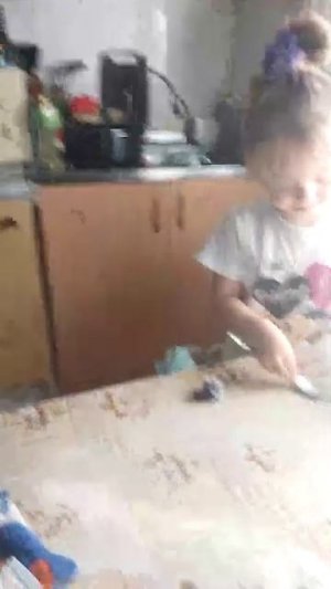 Ева готовит