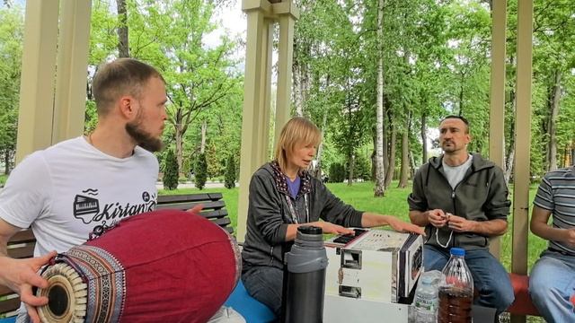 Харинама Санкиртана в парке в г. Ступино 24 мая в 16:00. (2часть)
