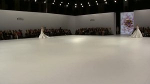 Показ свадебной коллекции Ines di Santo 2025