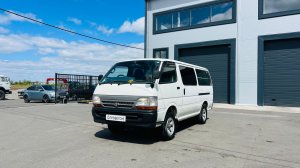 Toyota Hiace, 2000 год
