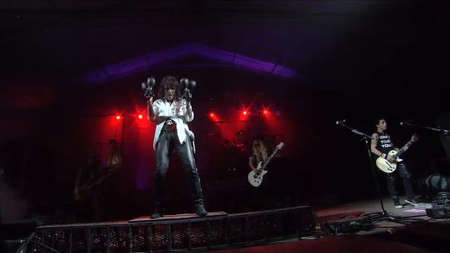 Alice Cooper - Live At Bonnaroo Music and Arts Festival (Manchester, Tennessee, 09.07.2012) смотреть онлайн