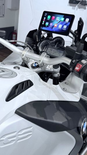 2015 BMW R1200GS Adventure Alpine White CarPlay 17K (VIN WB10***2081)