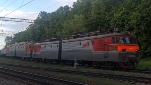 спарка вл10у-611 + 2ЭС6 «Синара»