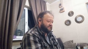 Домик у грядок Мне не надо моря Просто читаю комментарии зрителей ПОДВАЛ ИЛЬИЧА