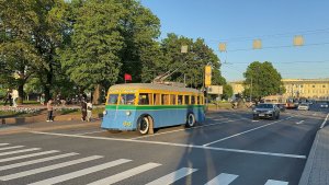 Ретротранспорт разъезжается после ТранспортФеста, май 2026 года