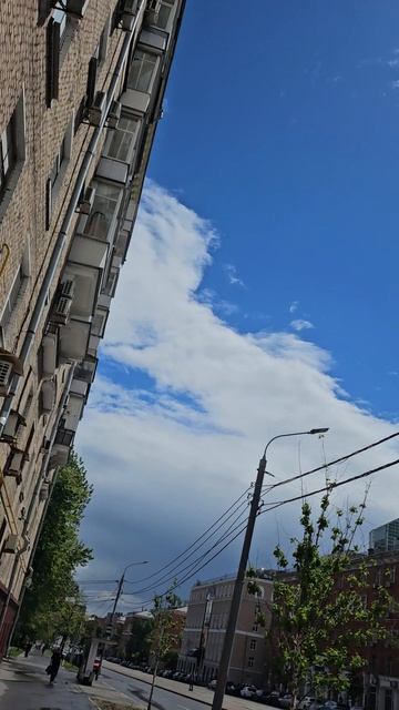 Какое красивое  небо!!!!)))