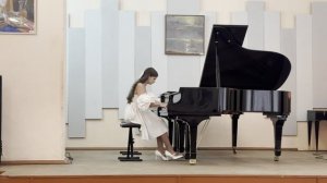 1430. Шульга Елена, г. Таганрог. Romance in E Minor S. 169 (Franz Liszt)