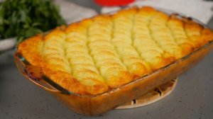 Вроде бы просто КАРТОШКА и ФАРШ, а ВКУСНО! Сочная, аппетитная запеканка, готовить просто и быстро!
