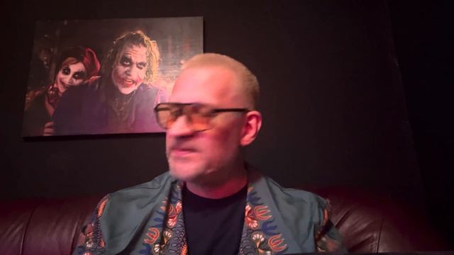 Она жила с рубанком и шерхебелем ,а ты решил ч о тебя по любят за просто так )))
