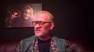 Она жила с рубанком и шерхебелем ,а ты решил ч о тебя по любят за просто так )))