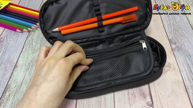 Пенал JUNGER Лапки голографические один отдел черный - видео