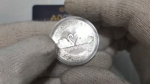 Казахстан 100 тенге 2021 года Тотемное животное Лебедь
