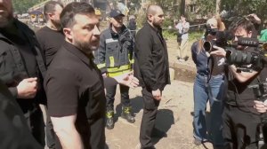 Зеленский в Киеве после ударов ВС РФ за теракт в Старобельске.