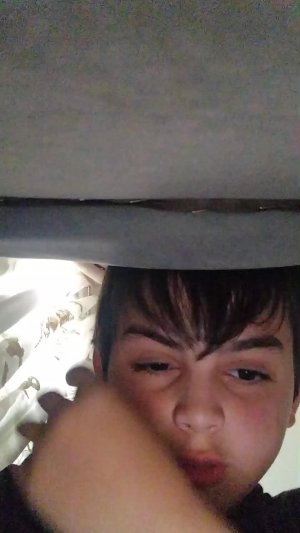 Я буду сидеть. 23:00 часов сматриите даканца не выключяйте плис