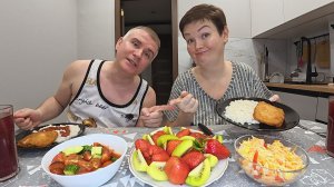 Мукбанг ВСЁ будем сидеть ДОМА, отдых сейчас для БОГАТЫХ! Куда поехать ЛЕТОМ? Семейный ужин в России
