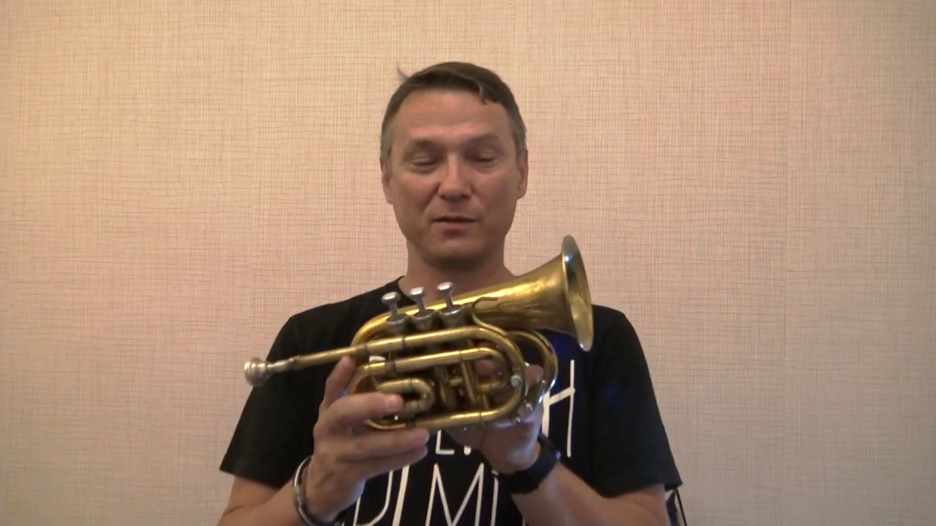 Винтажная карманная труба Amati. Pocket trumpet Amati Kraclice смотреть онлайн