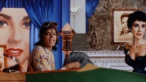 Michael Jackson - Leave Me Alone (Official Video)