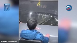В беспилотном метро посадили живого человека для спокойствия пассажиров