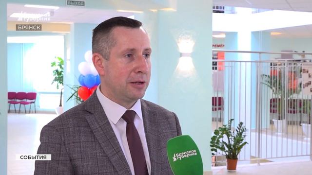 Депутат Госдумы Щеглов приехал пообщаться с учениками медицинских классов лицея №1 смотреть онлайн