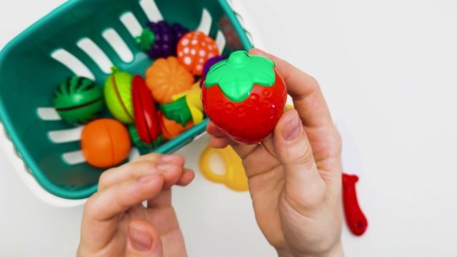 Учим овощи и фрукты 🍅🍌 Игрушки для детей | Развивающее видео