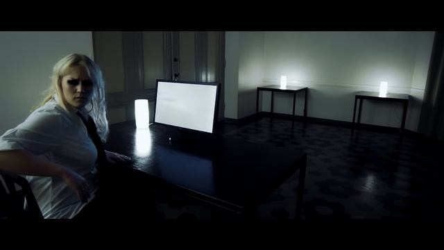 BATTLE BEAST - Familiar Hell (OFFICIAL VIDEO) смотреть онлайн