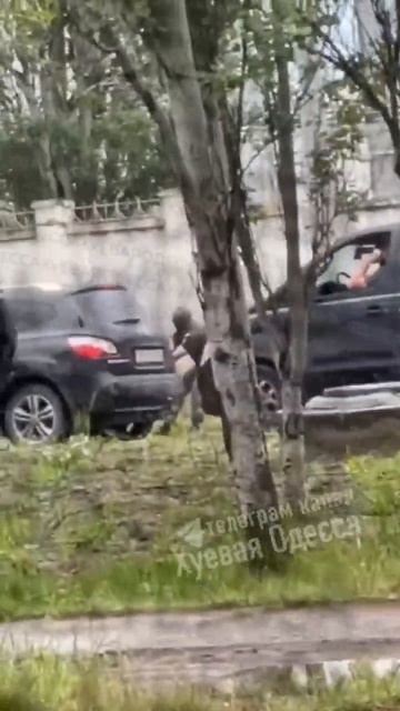 Водитель авто проходит ускоренную процедуру могилизации