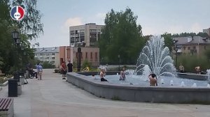 Фонтан на Алее Молодежи излюбленное место отдыха многих новоуральцев