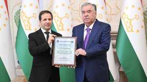 Эмомали Рахмон получил награду ООН за укрепление мира и дружбы