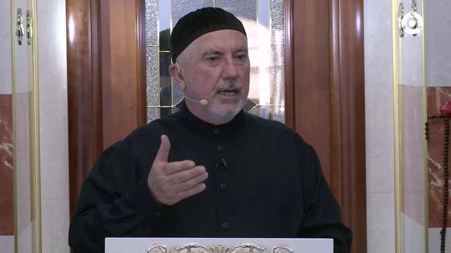 Рузбан хьехам. Имам центральной мечети г. Назрань Хизир Цолоев.