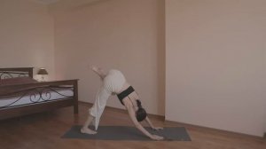 ПРОСЫПАЙСЯ СО МНОЙ!☀️Утренняя ЙОГА РАЗМИНКА для начинающих и РАСТЯЖКА на все тело ~ ЗАРЯДКА 15 МИН
