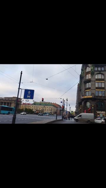 у Казанского собора смотреть онлайн