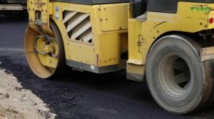 В Самаре во дворе на Стара-Загора укладывают новый асфальт