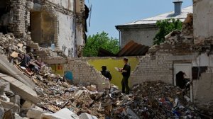 С широко закрытыми глазами: западные СМИ не спешат предавать огласке теракт в Старобельске