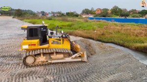 Строительство, засыпка водного канала