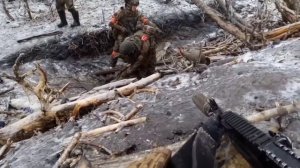 Взятие в плен двух боевиков ВСУ штурмовиками ВС РФ