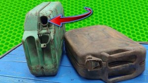 Блестящая идея из старой железной канистры