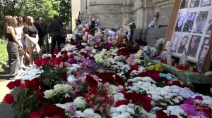 В ЛНР второй день траура по погибшим во время атаки на колледж в Старобельске.