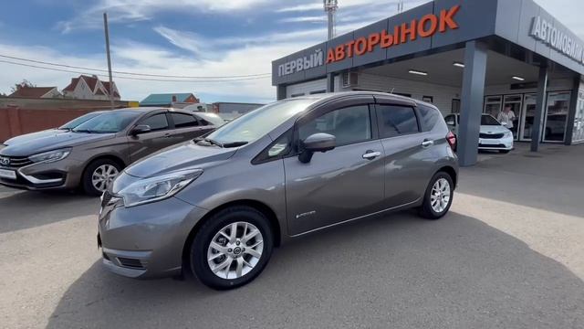 Nissan Note 2018 серый HE12211708 смотреть онлайн