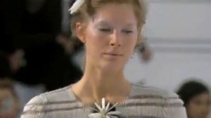 Показ женской коллекции Chanel весна-лето 2006 Haute Couture