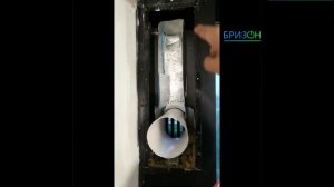 Первый этап монтажа. Устанавдиваем воздуховод.