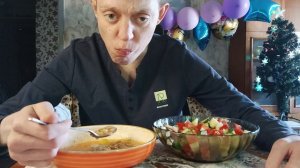 Мукбанг// Обед Рассольник С Мясом И Салат