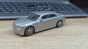 Chrysler 300C l(II)'2006 Hemi sedan. 1-43 Maisto