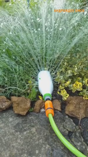 Процесс изготовления садового фонтана из пластиковой бутылки