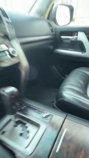 Toyota Land Cruiser 4.6 АТ 2013г