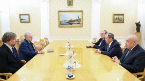 С.В.Лавров с археологом А.М.Бутягиным и директором Эрмитажа М.Б.Пиотровским, Москва, 25 мая 2026