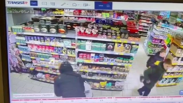 Полицейские раскрыли магазинные кражи смотреть онлайн