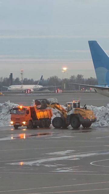 Лечу в Саратов смотреть онлайн
