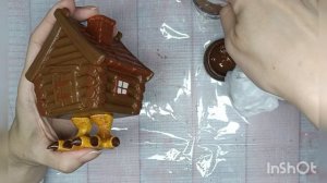 Избушка на курьих ножках - раскрашивание и декор гипсовой игрушки