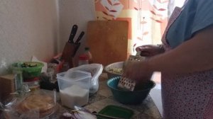 Приготовила на завтрак картошку по охотничий и вкусно поела.