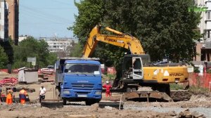 Вячеслав Федорищев и Иван Носков проверили ход ремонта соцобъектов и работу ярмарки